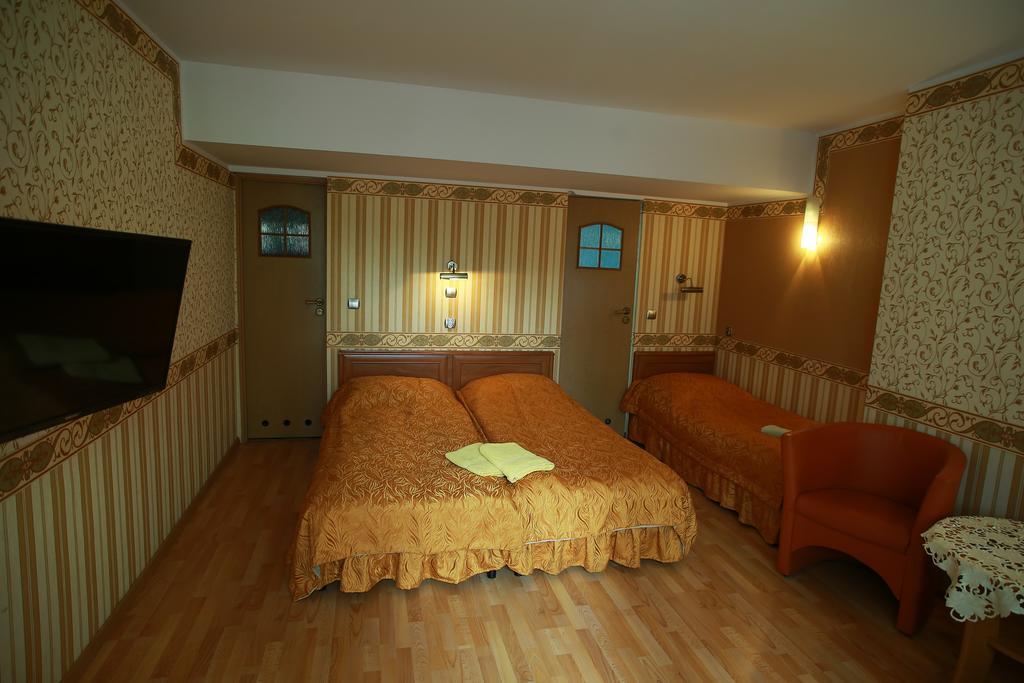 Abwentur Pokoje Gdansk Ngoại thất bức ảnh